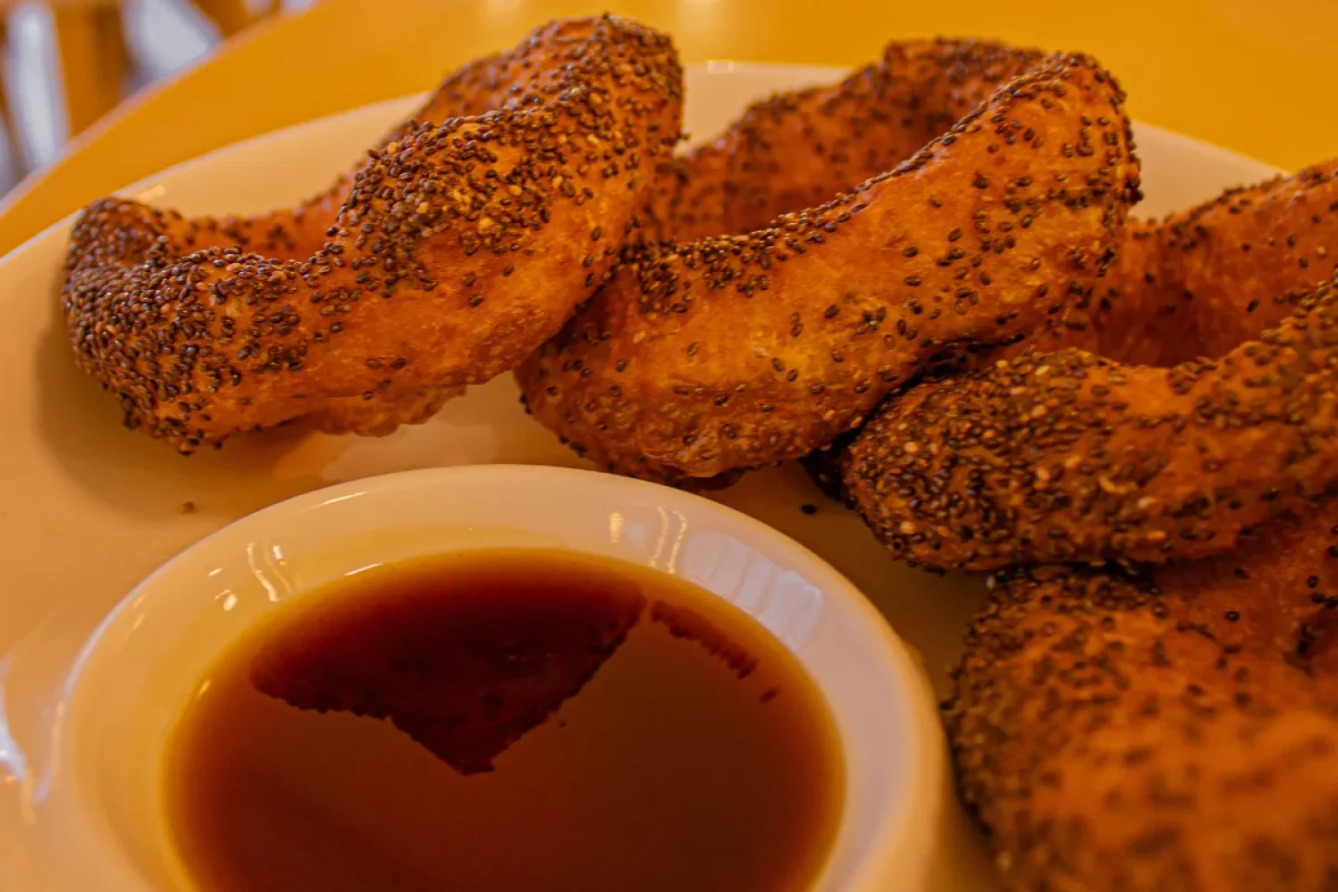 Picarones con chia Picarones con chía, dulces fritos con un toque saludable.